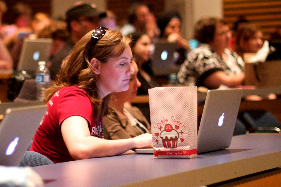 Blogging Fueled by Sugar?