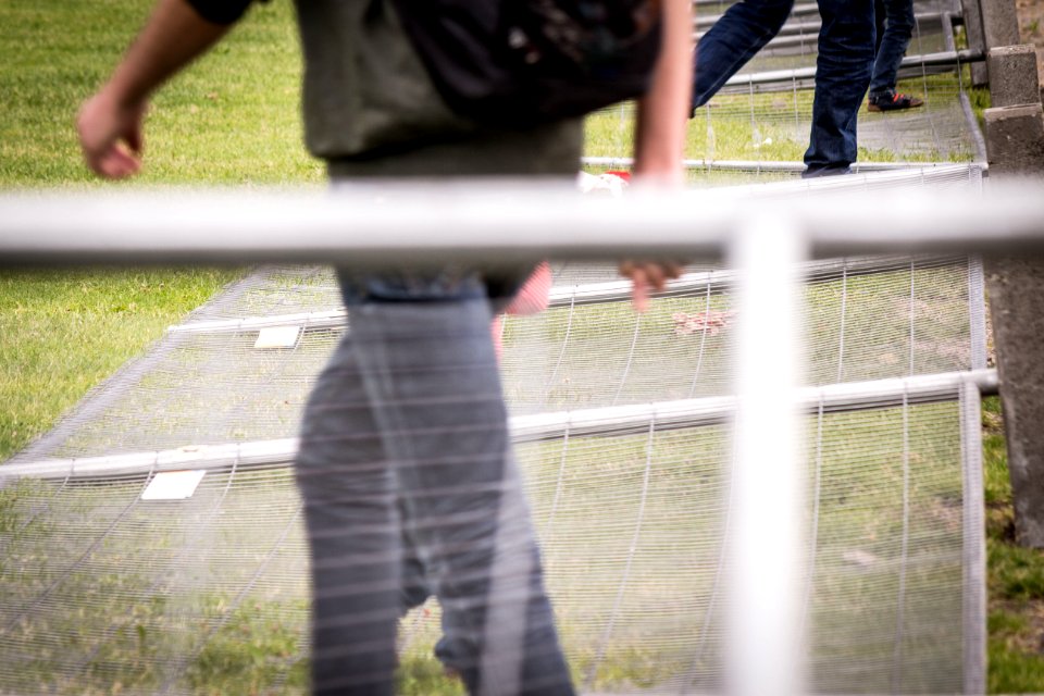 Marsch der Entschlossenen - Gräber vor dem Bundestag