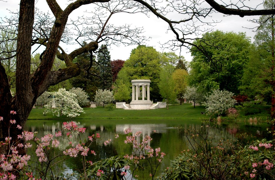 Spring arrives at Halcyon Lake, Mount Auburn Cemetery