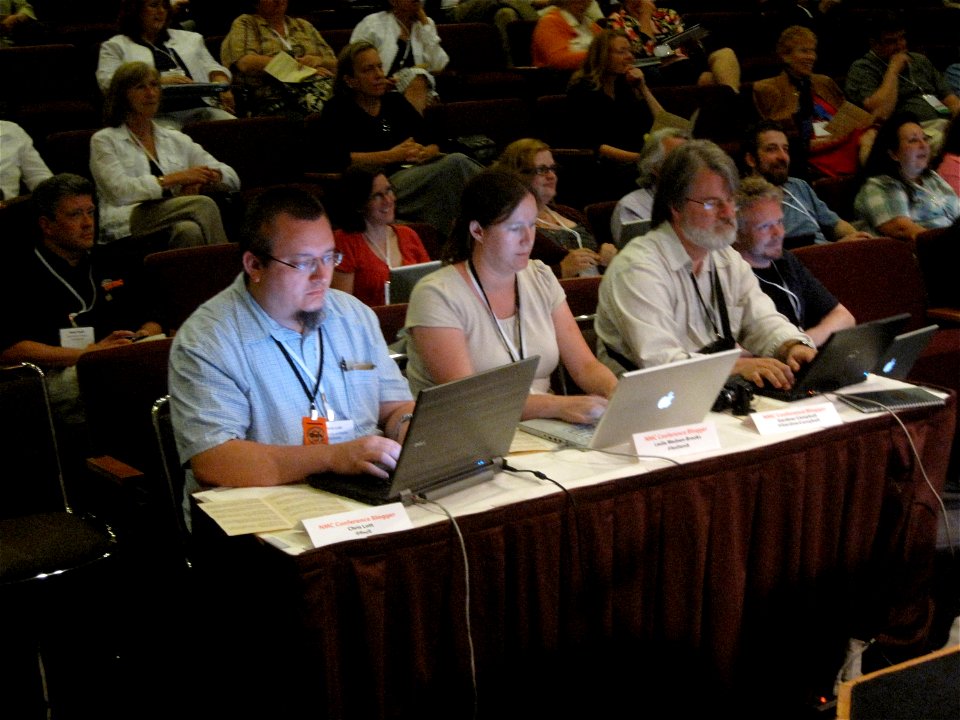 Conference Bloggers Work their Fingers to the Bone