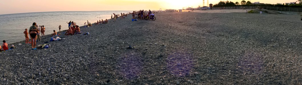 Конец галечного пляжа рядом с Нижне-Имеретинской бухтой