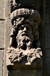 Statua luce/ombra
