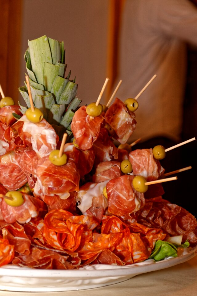 Eat food meat