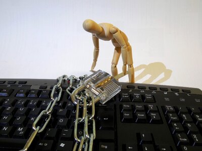 Locked data figure