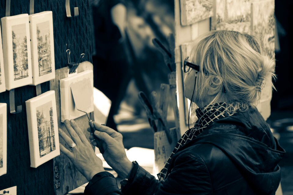 Paris paint creative