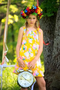 Nature yellow center girl
