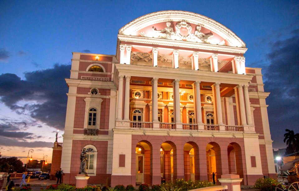AnaClaudiaJatahy Teatro Amazonas Manaus AM