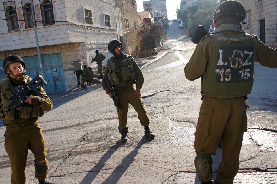 Golani checking palestine