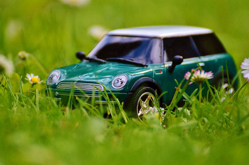 Vehicle mini green photo