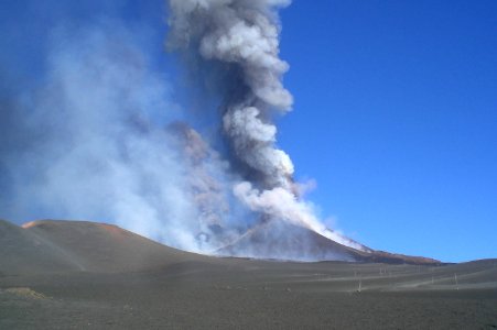 Etna Volcano Paroxysmal Eruption October 26 2013 - Creative Commons by gnuckx