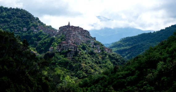 Apricale photo