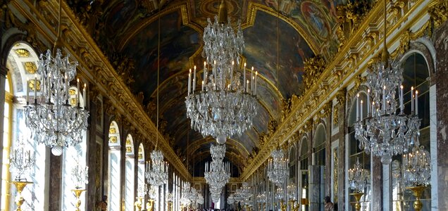 Palace hall of mirrors chandeliers