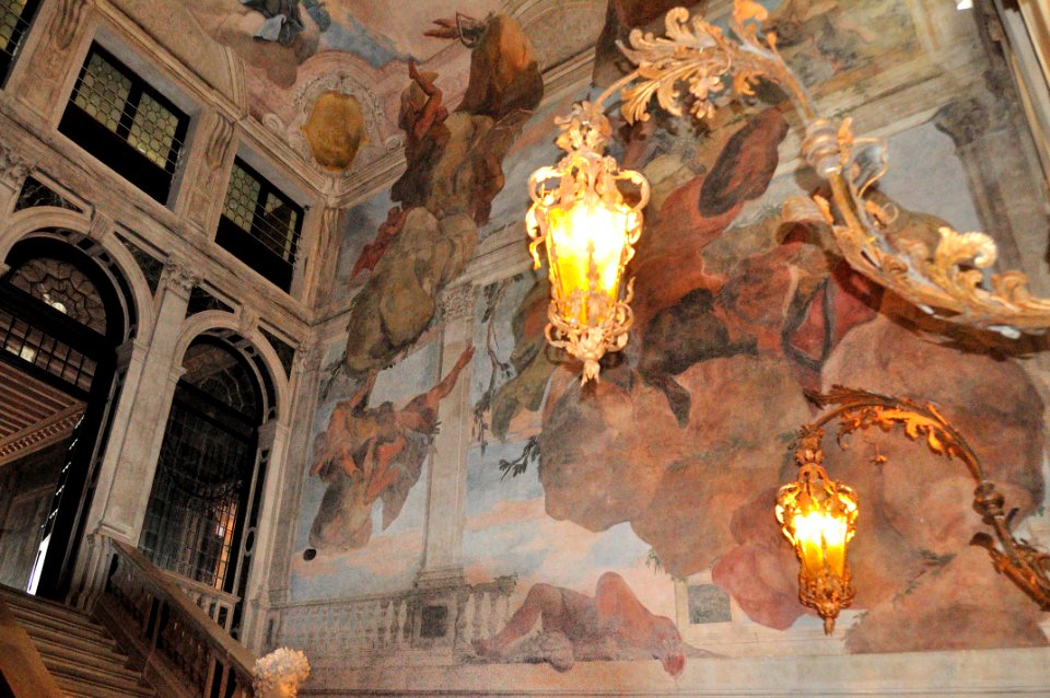 Hotel Ca' Sagredo - Grand Canal - Rialto - Venice Italy Venezia - Creative Commons by gnuckx