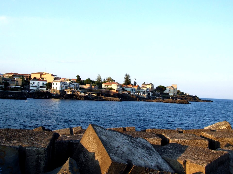 Porto Ulisse-Ognina-Catania-Sicilia-Italy - Creative Commons by gnuckx
