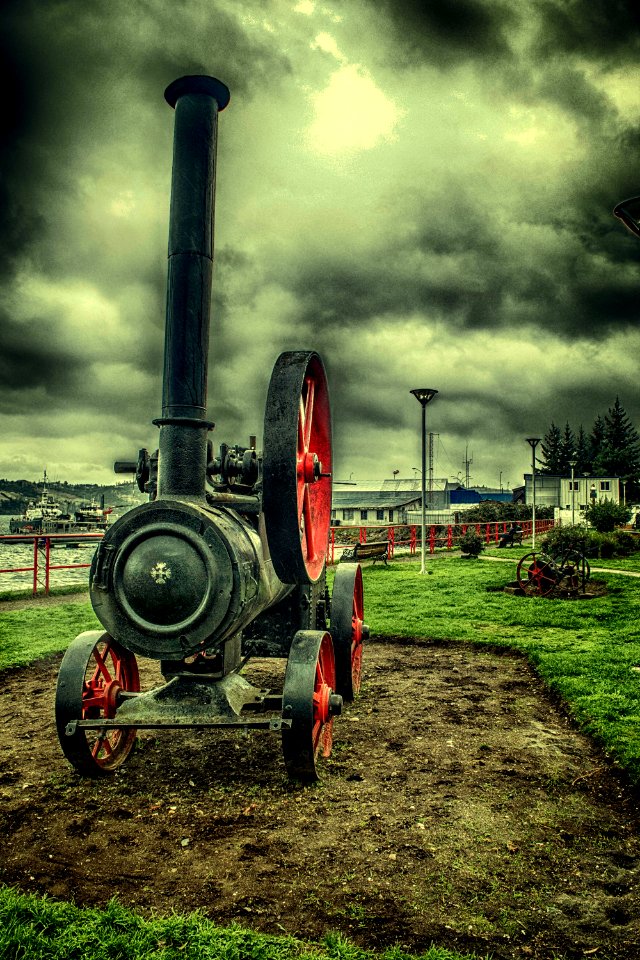 Motor marca "Ruston & Hornsby". Castro - Chiloé - Chile. photo