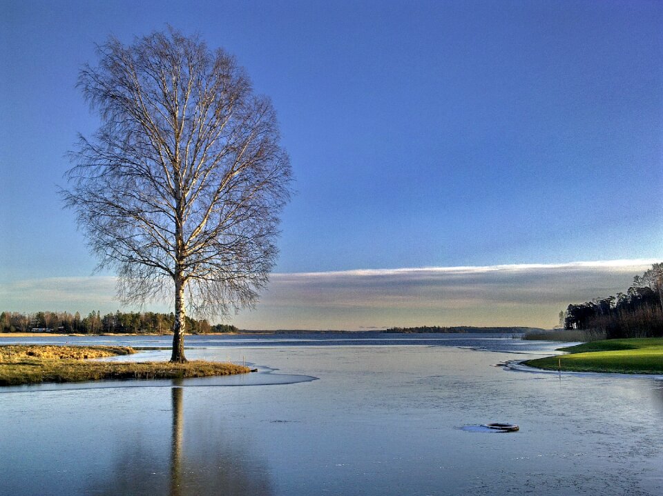 Golf course cold bank photo