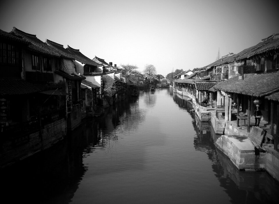 Landscape travel reflect