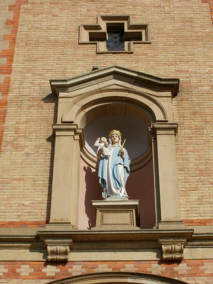St laurentius rheinhausen sculpture