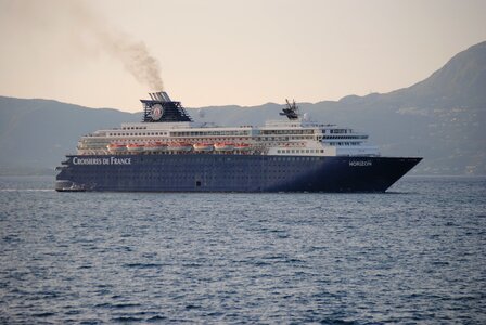 Cruise holiday luxury photo