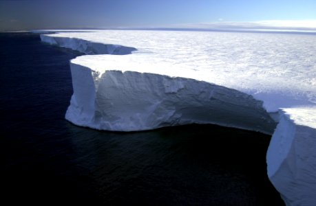 Research on Iceberg B-15A by Josh Landis, National Science Foundation (Image 4) (NSF) photo