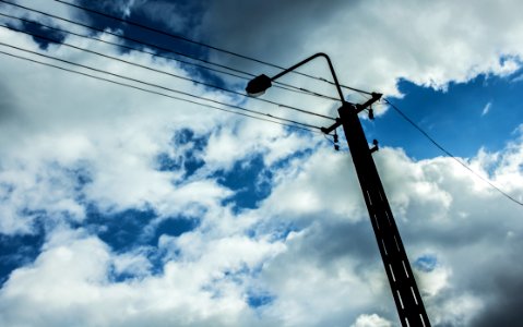 Clouds+Pylon