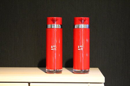 Container deco bathroom amenities