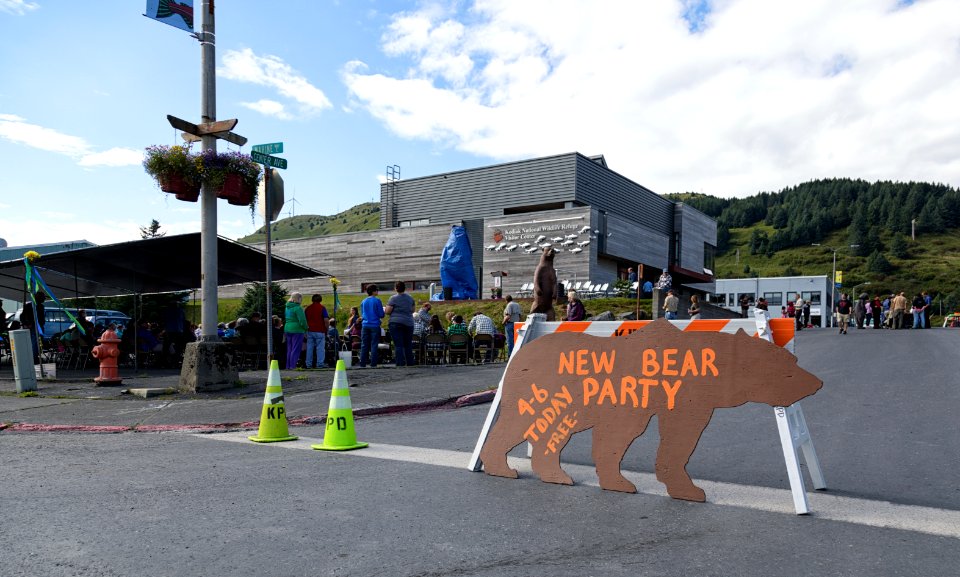 Kodiak Bear Sculpture Ceremony
