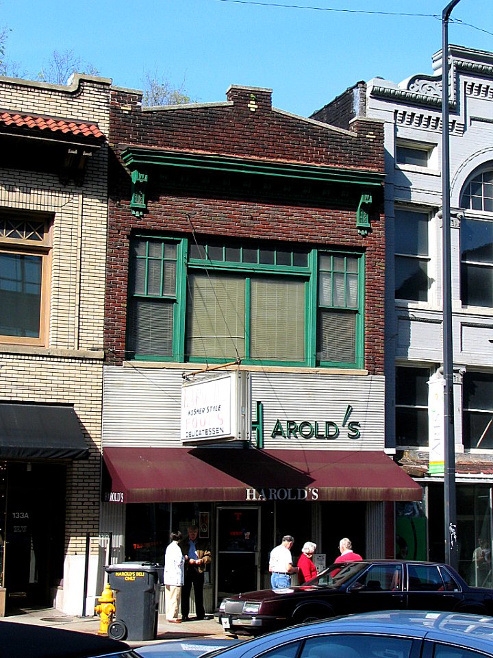 Harold's Deli
