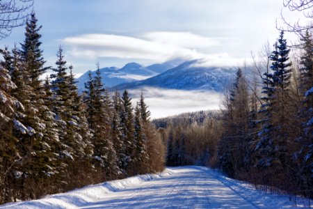 Scenic winter views along Skilak Lake Road.