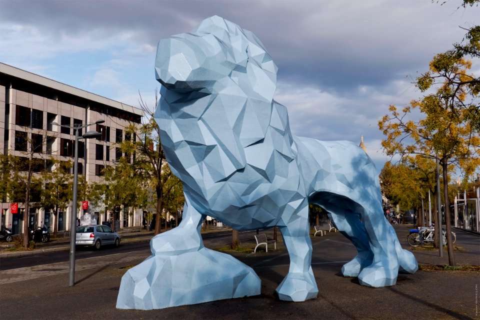 Statue du Lion La Bastide Bordeaux