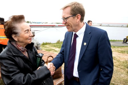 Meeting a descendant