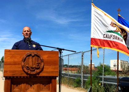 Steve Henry, Ventura Fish and Wildlife Office field supervisor, addresses the crowd at the North Campus Open Space groundbreaking. photo