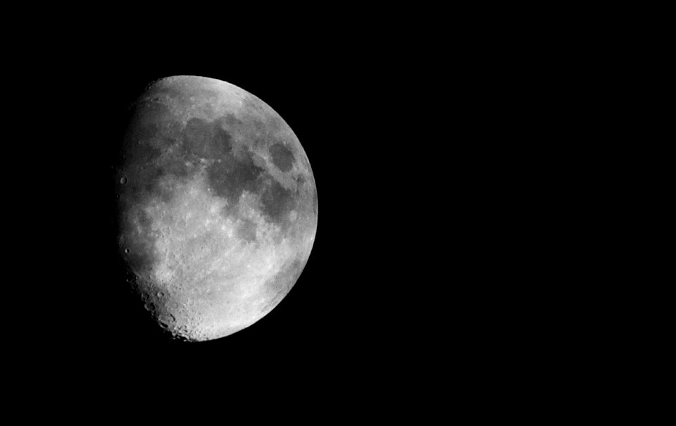 2019/365/192 One Moon, Slightly Used