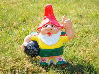 Garden gnome figure gut