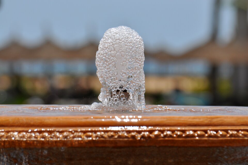 Bubbles fountain running