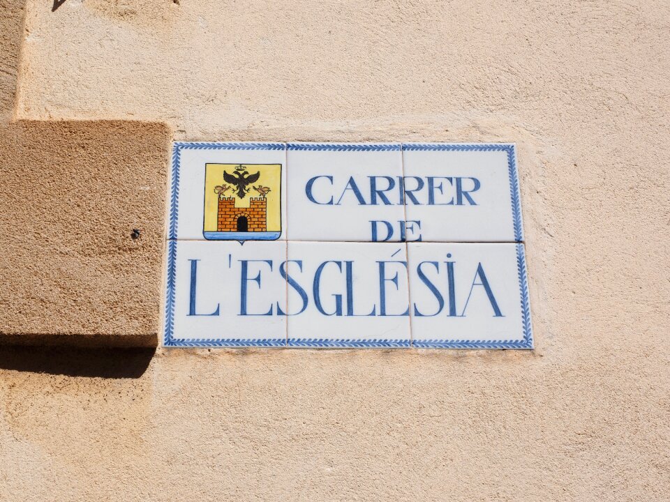 Tile tile street sign road