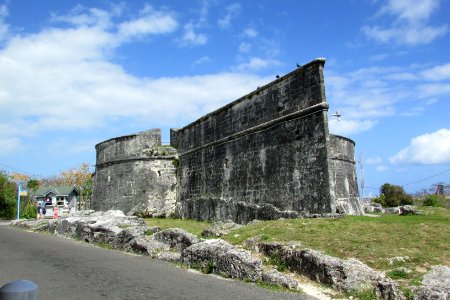 Fin Castle, Nassau