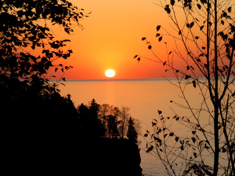 171017-FS-Superior-SAR-superiorsunrise