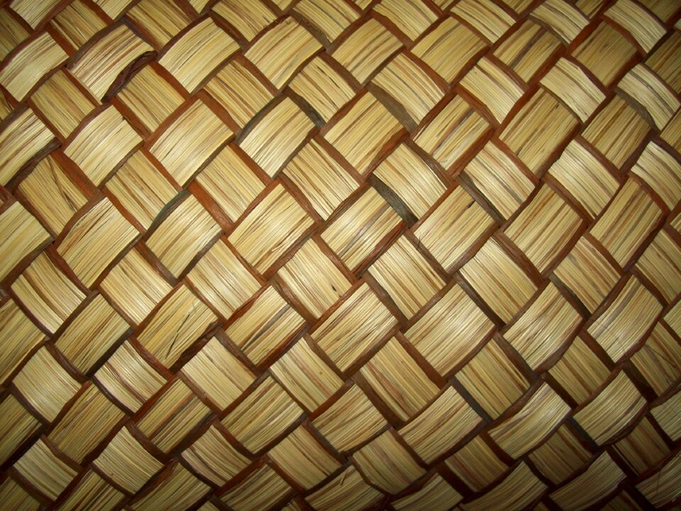 Braid straw structure
