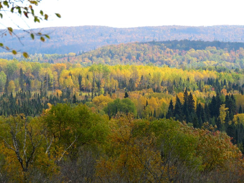 171004-FS-Superior-SAR-honeymoonoverlook