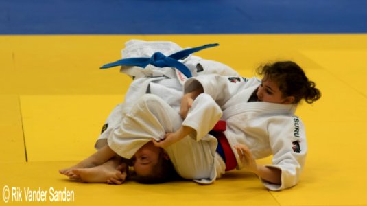 Enola Gaspard (JCR Kodokan Marche) vs Sara Jans (JS Lummen)