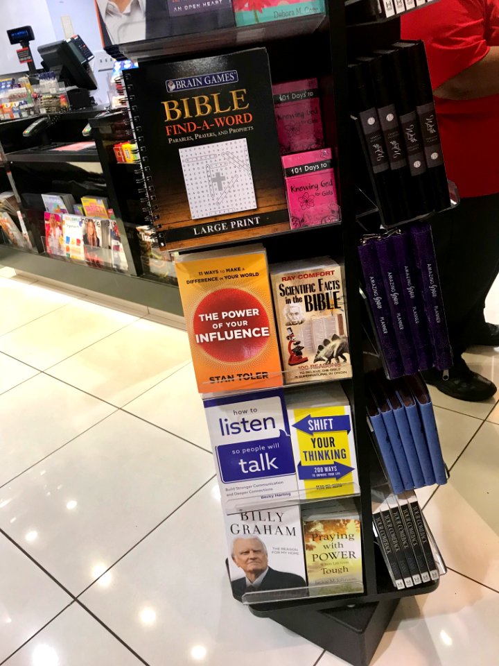 2180902 Atlanta airport to Zurich. Have you read any good books recently?