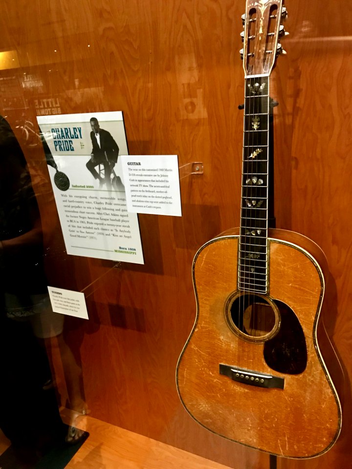 2180821 Nashville country music hall of fame museum