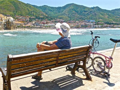 Looking seaside outlook