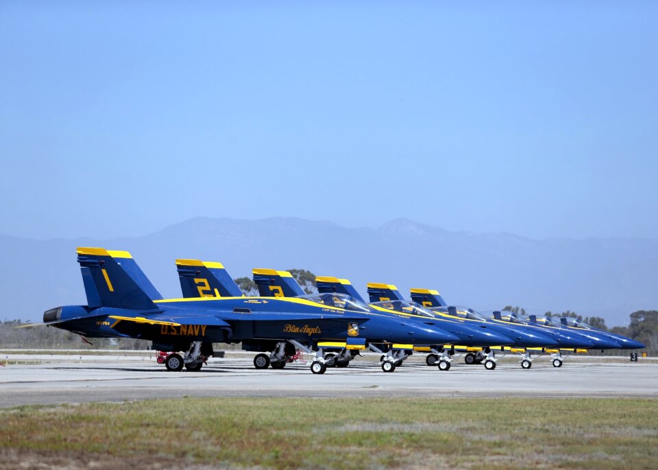 F 18 super hornets flight line
