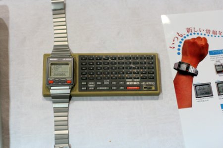 Seiko Armbanduhr mit Taschenrechner photo