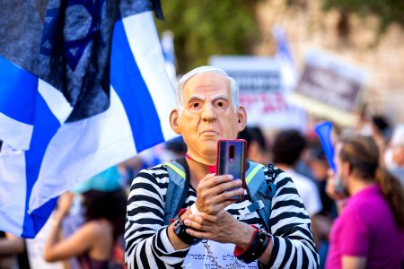 Demonstration  (5)