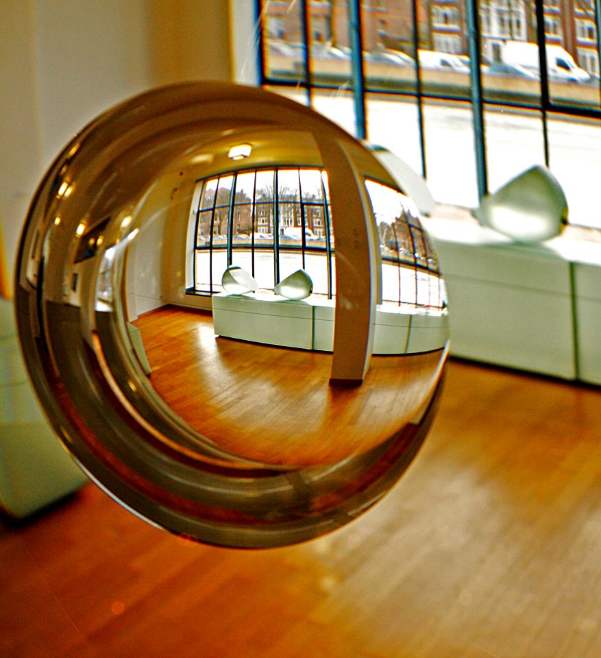 Glass in Gemeente Museum photo