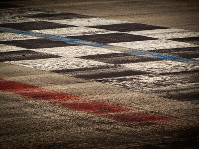 Lane line arrival sport