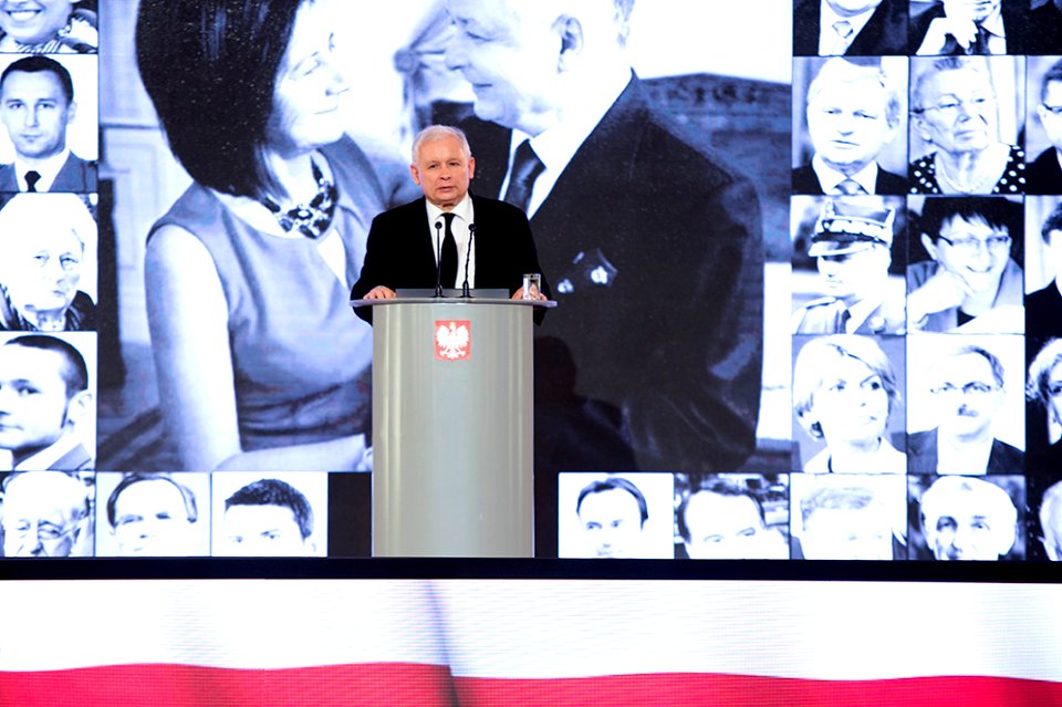 Tablica upamiętniająca Ofiary katastrofy smoleńskiej